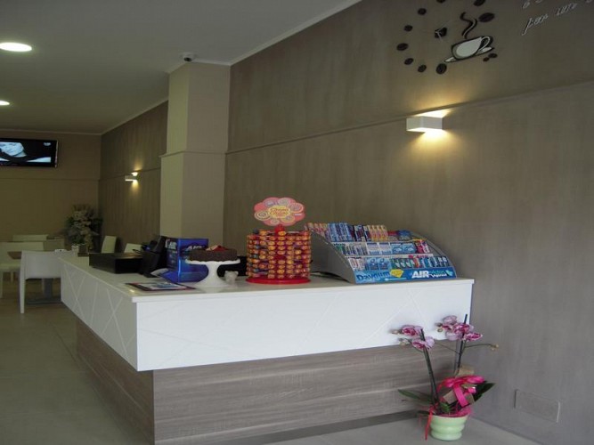 Bar Pausa Cafè - Barcellona P. di G.