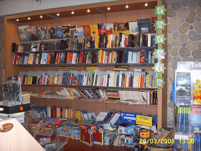 EDICOLA E RIVENDITA TABACCHI SALINA